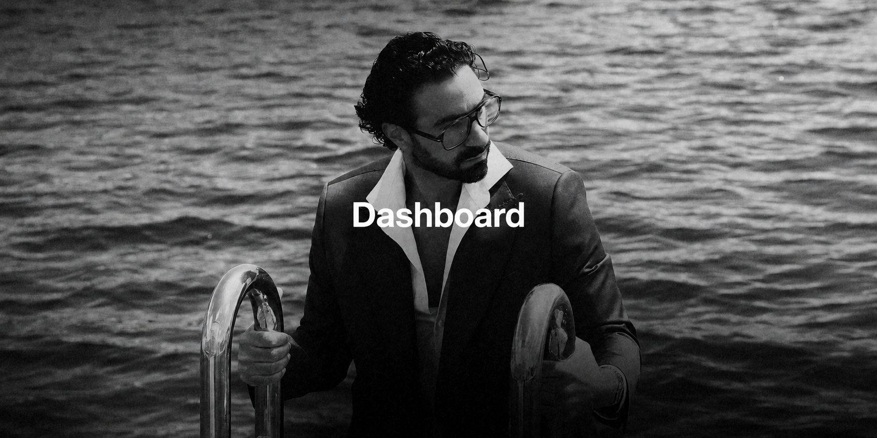 Modelo com óculos e o título Dashboard